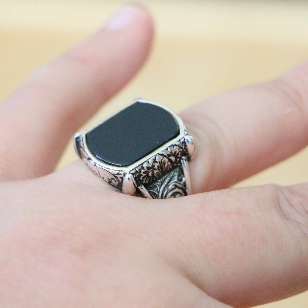 925 Sterling Silver Men's Rings with Black Onyx - Picture 3 of 8
